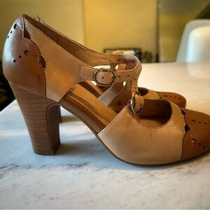 Miz Mooz Tan Leather Heels with Buckle Detail